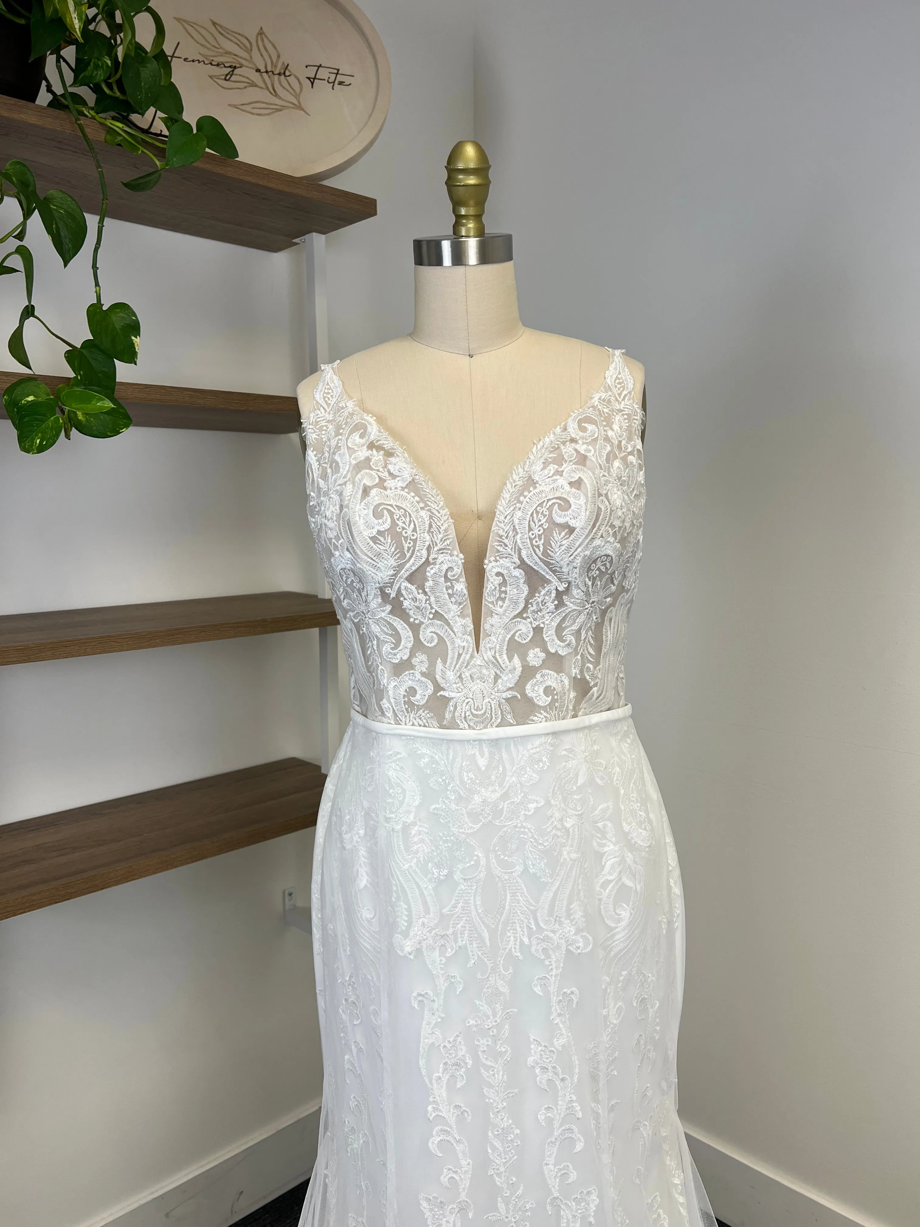 A / Morilee 2385 Carmen Size 12
