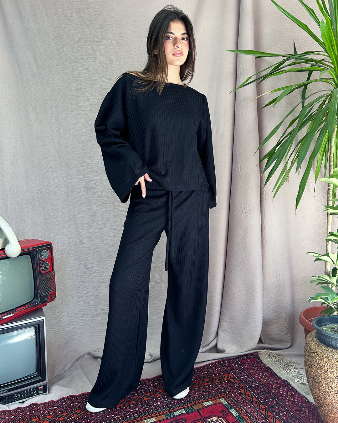 Black Ribbed Set