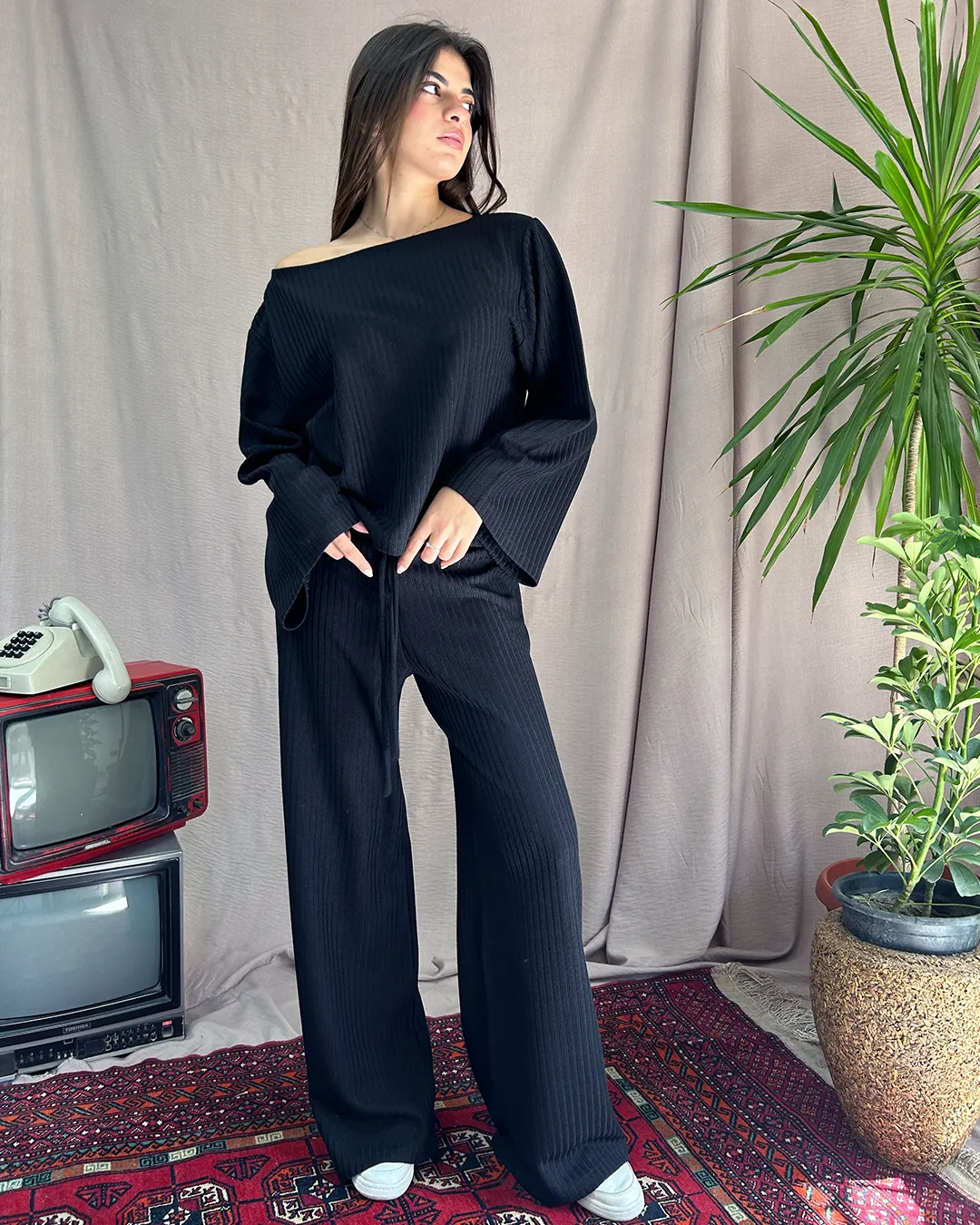 Black Ribbed Set