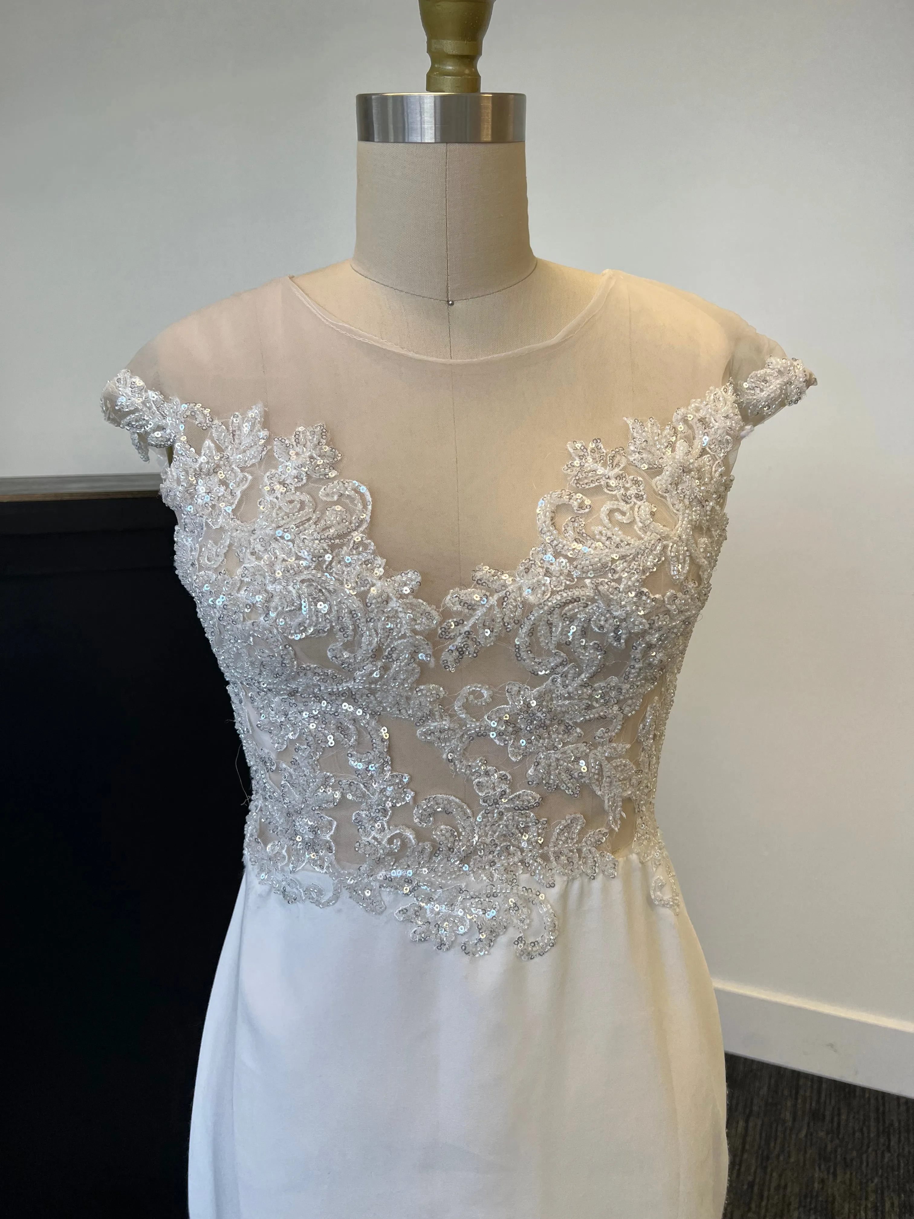 C / L'amour and Lace 25 Size 4